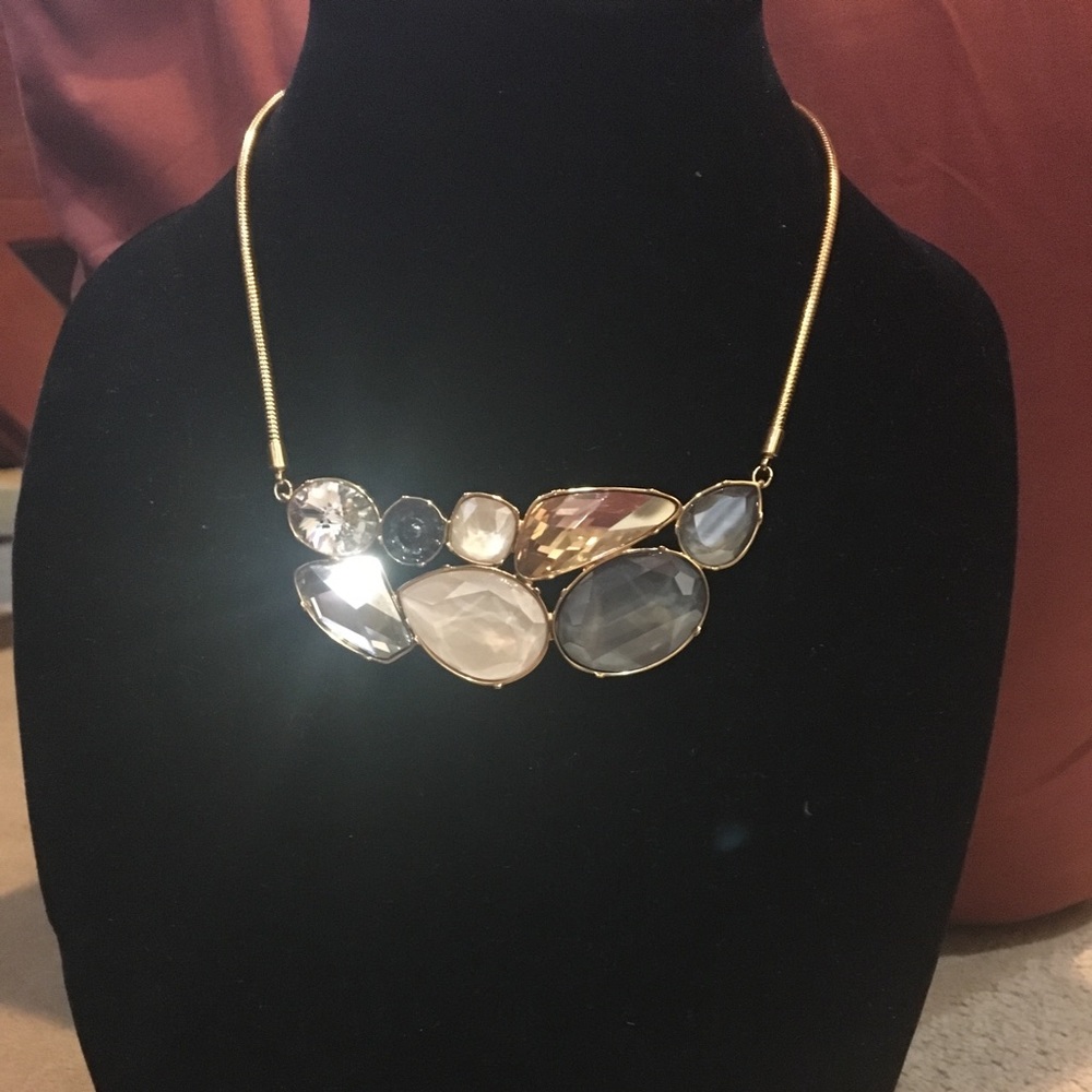 🎊🎉REDUCED🎉🎊 Swarovski Golden Fortune Necklace